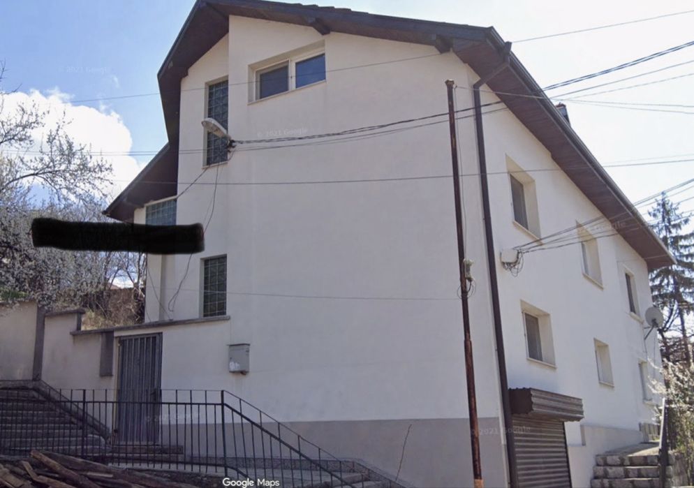 Продавам къща в гр. Перник