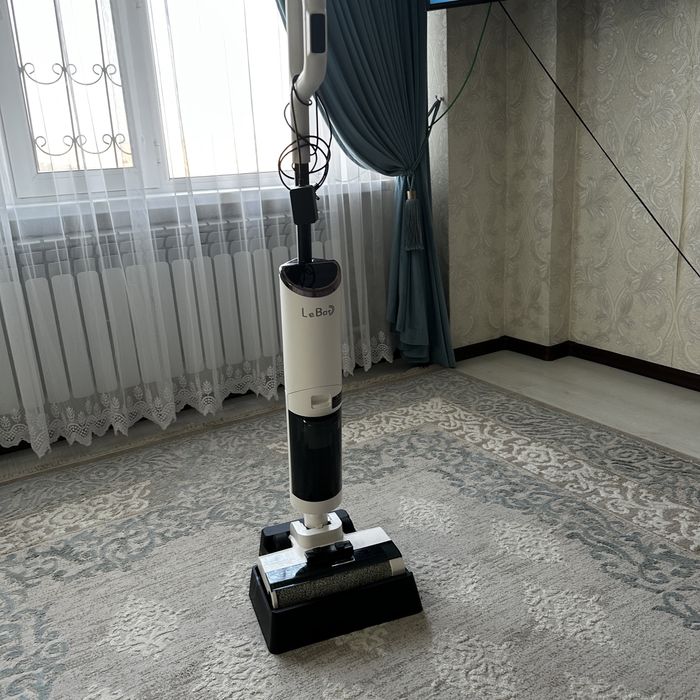 Срочно продам ручной пылесос