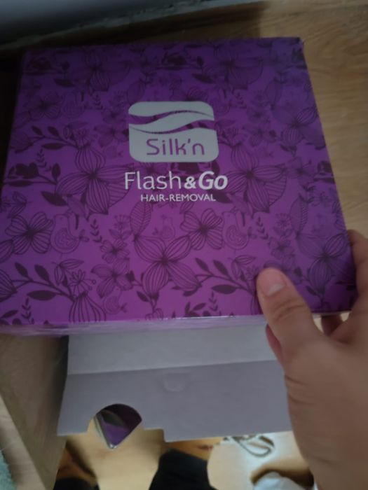 Vând epilator Silk'n Flash & Go