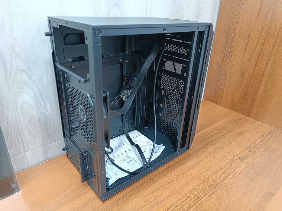 Продам новый кейс AeroCool CS-107 Mini ATX
