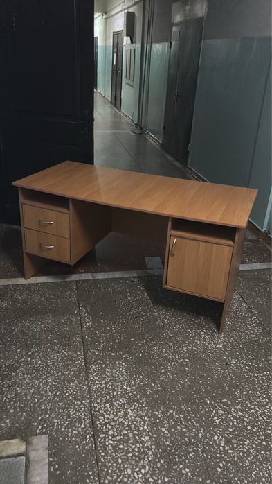 Продается столы для офиса