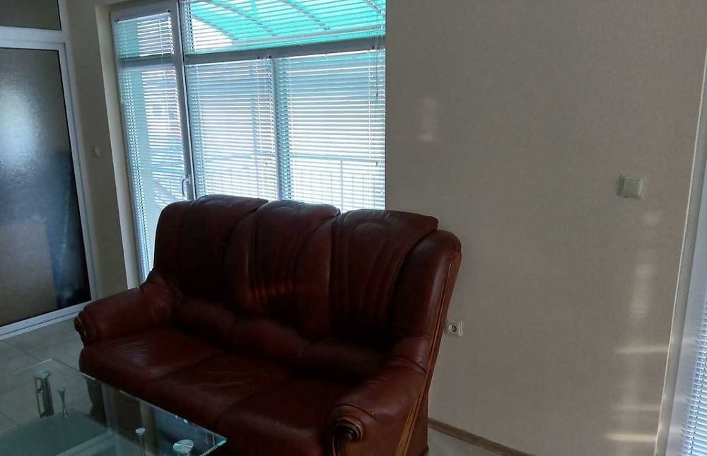 Дава се под наем Тристаен апартамент в Бургас, Център - 100 кв.м за 350 € - Снимка #6