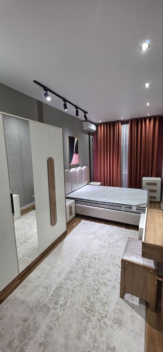 Срочно продаю Юнусабад 15кв