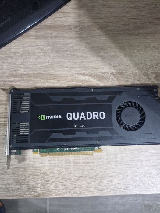 Placa video profesională Nvidia Quadro K4000