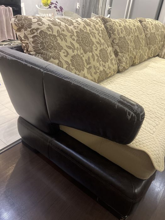 Диван гостинный