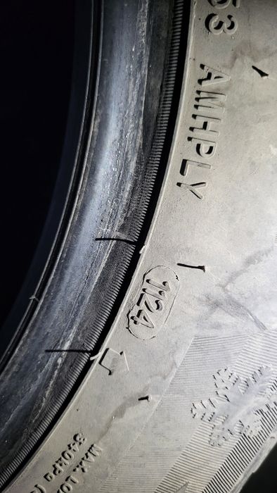 Продам резину Sailun Ice Blazer R15 с шипами