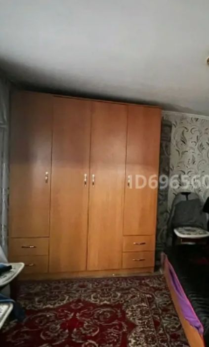 Продам спальный гарнитур