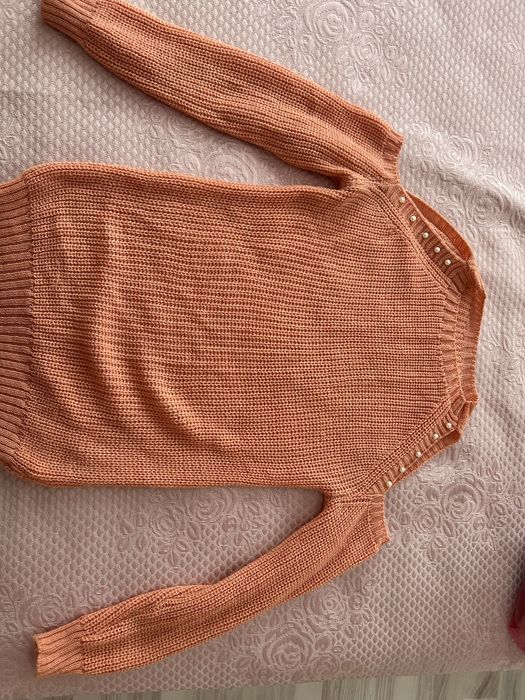 Продавам блузи с размер 10лв