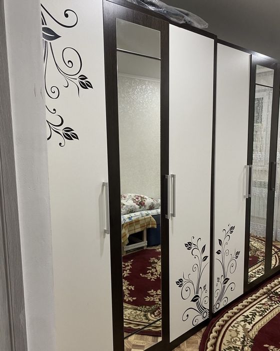 Продам вместительный шкаф