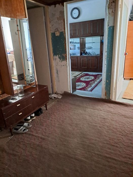 Юнусобод 11 да "МЕГАПЛАНЕТ" енида студентларга квартира бор. Метро.