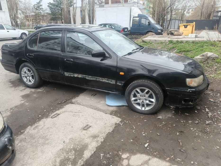 Ниссан Максима 1996