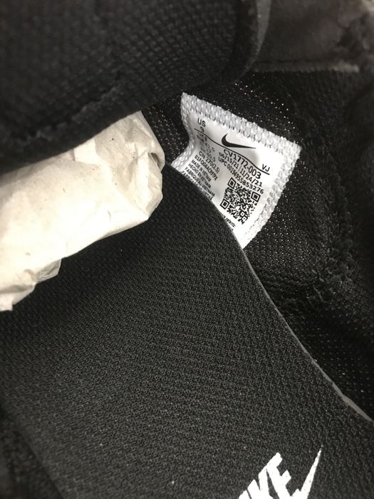 Кроссовки ориг Nike React Live 41.5 ru size