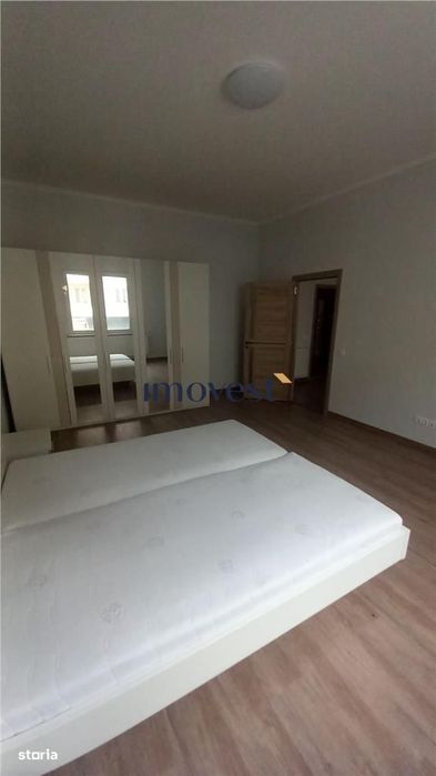 De inchiriat: Apartament cu 3 camere in zona Centrala
