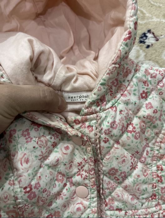 Продам куртка ветровка для девочек