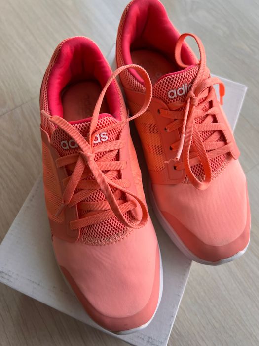 Дамски маратонки