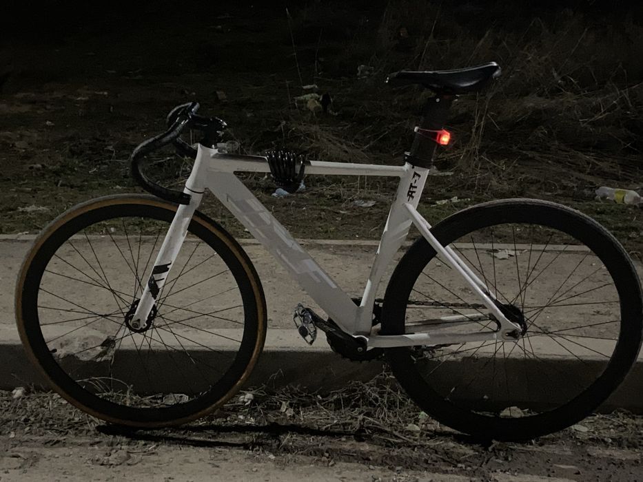fixed-gear JIXF at-7