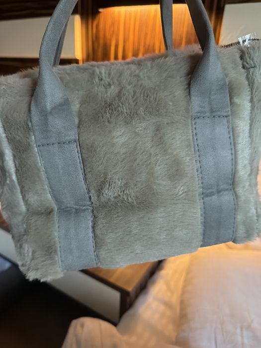 The Tote bag чанта