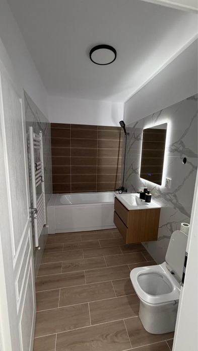 Inchiriez Apartament 2 camere decomandat