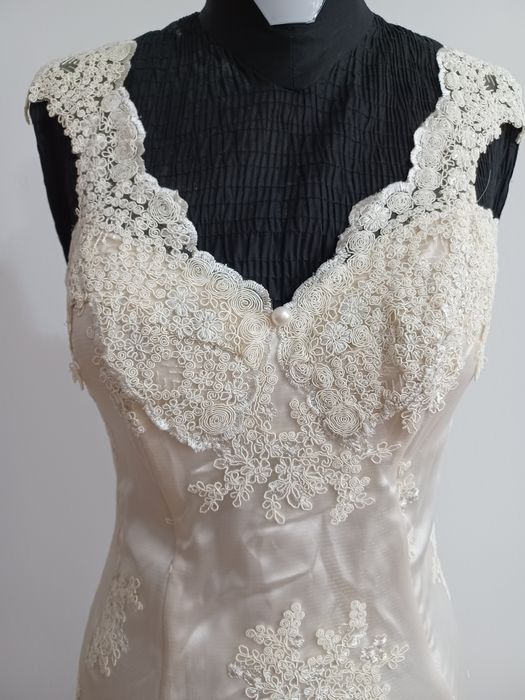 Rochie de mireasa dantela model unicat