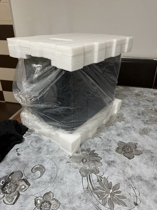 Lian Li O11D Mini V2 Flow, carcasă Midi-tower, sticlă călită - negru