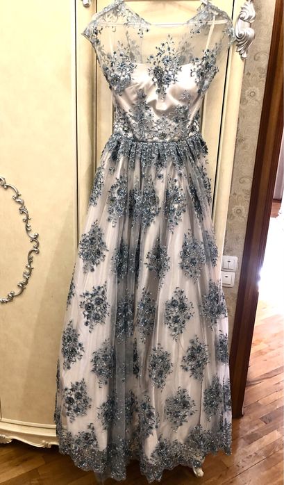 Шикарное вечернее платье от Lapin