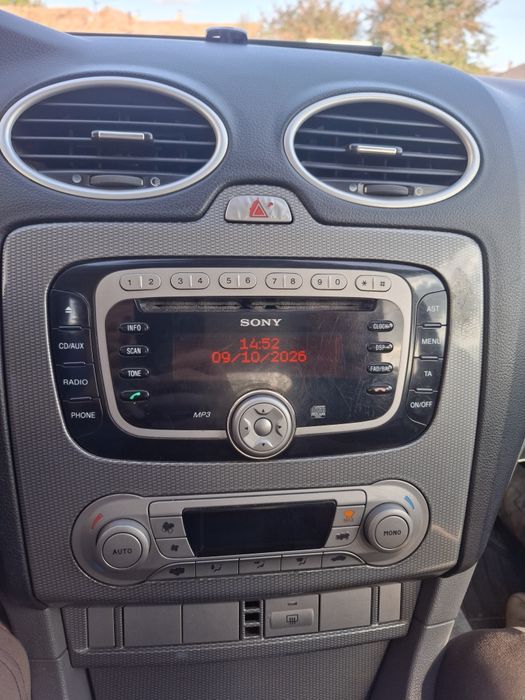 Ford Focus Mk2 Facelift 2008 1.6 benzina Titanium