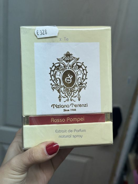 Tiziana terenzi rosso pompei