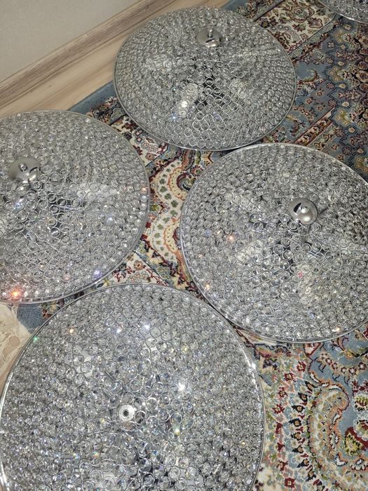 Потолочная люстра