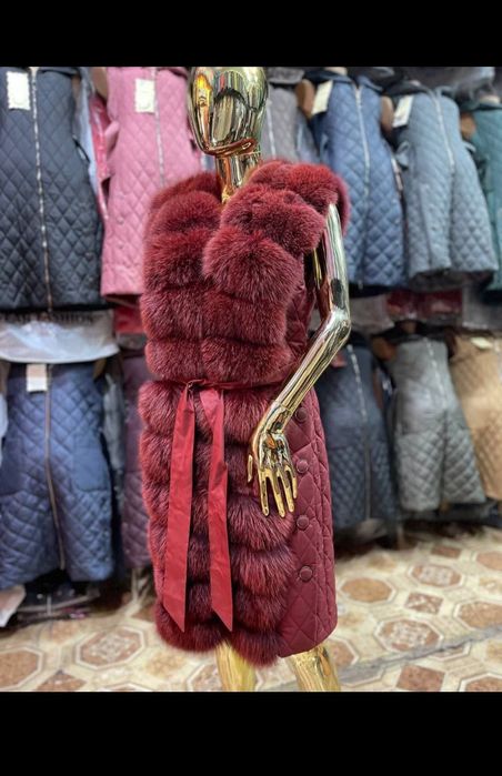 Аёллар учун мехли нимчалар