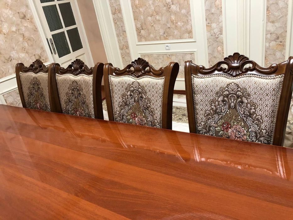 Стол стул сотилади