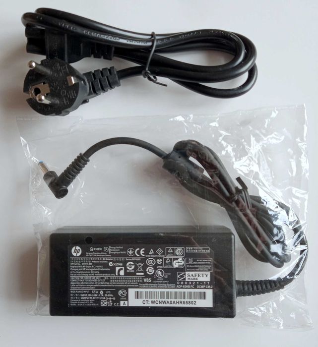 Зарядно за лаптопи