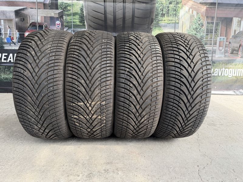 225/45/18 KLEBER 4бр