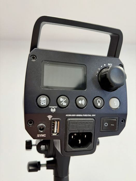 Blit studio godox ms 200 v