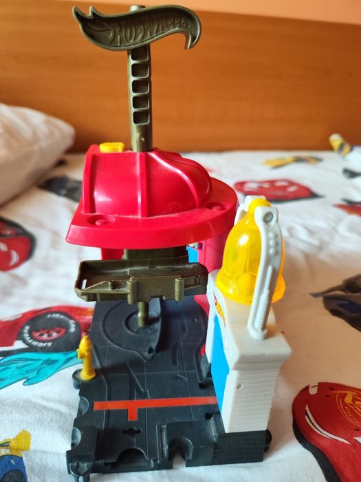 Писта hot wheels