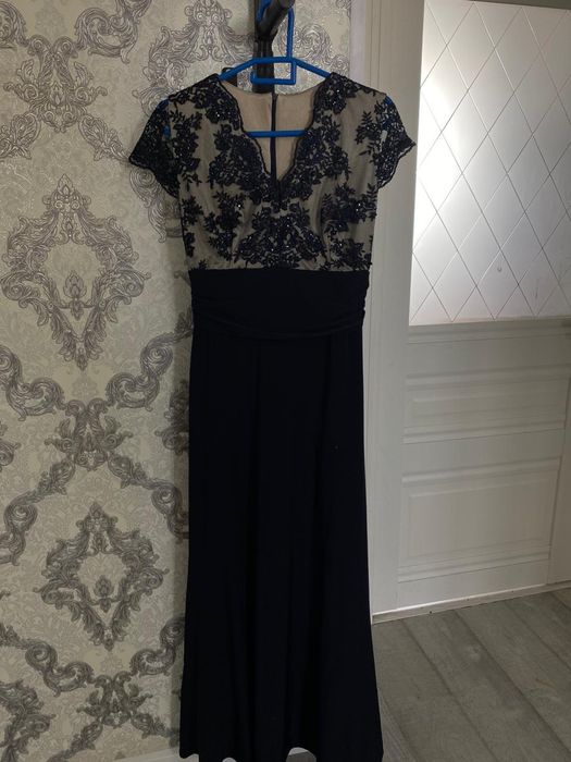 Вечерние платье,