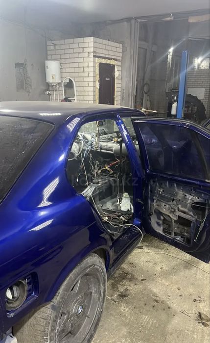 Продам Машина BMW Е34