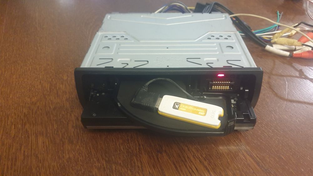 Авто плеър радио музика за кола Сони Sony USB AUX