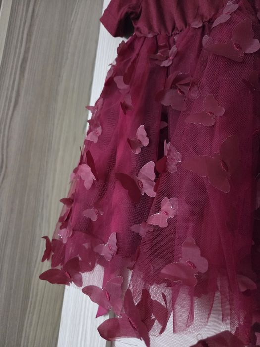 Бордовое платье для девочки