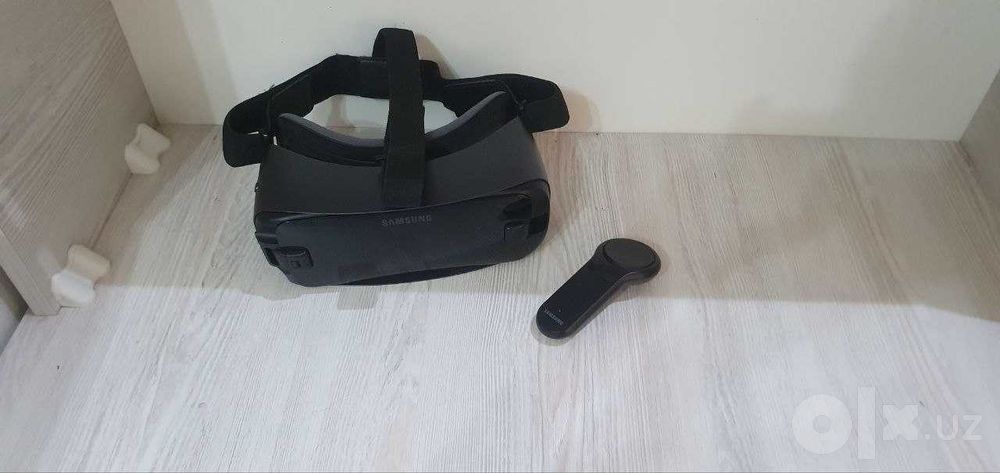 Gear VR + qol pulti bilan