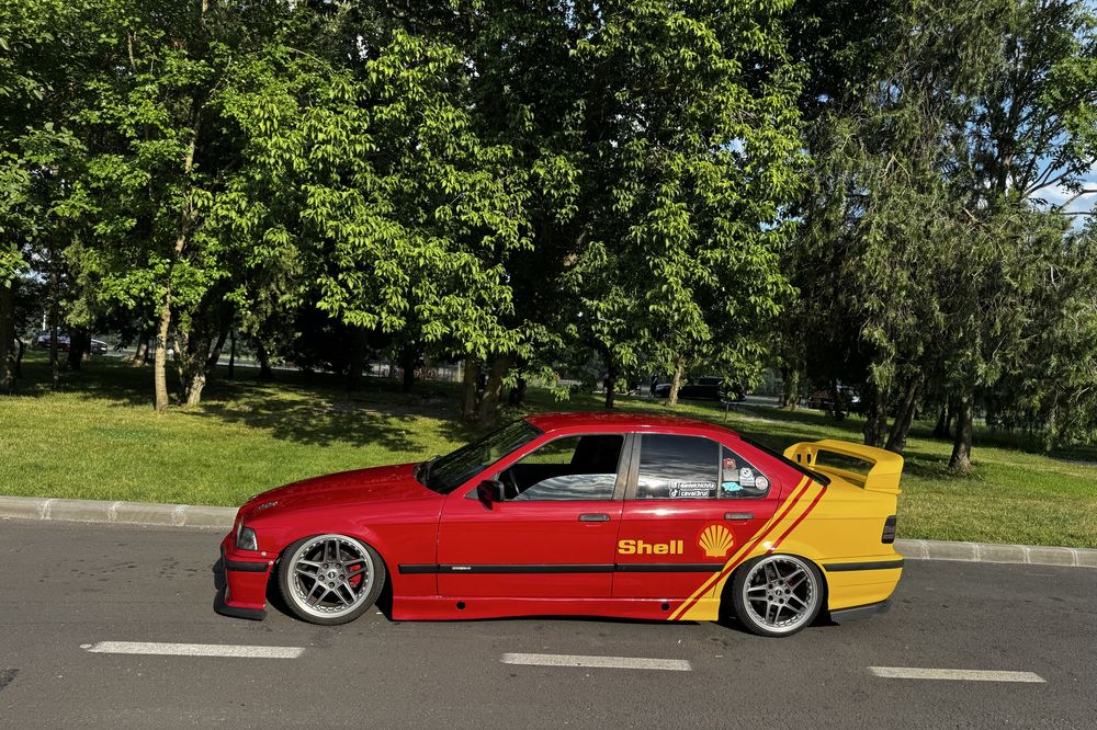 BMW 3 Series 1994 — imagine 2
