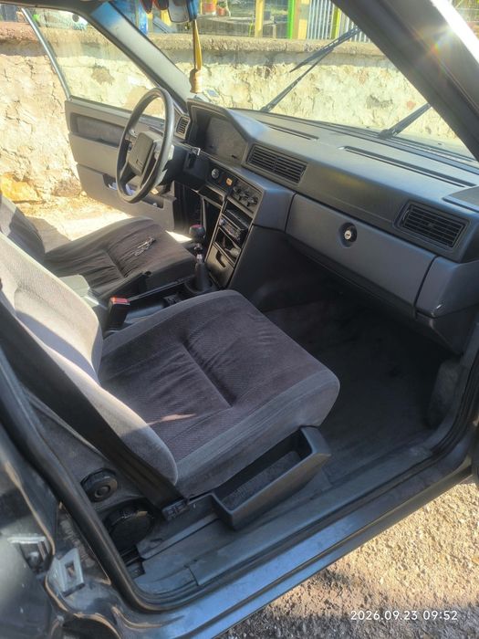 Volvo 940 GL 2.3
