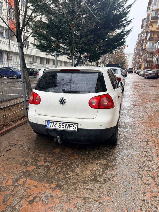 Vând Volkswagen Golf 5 1.9 TDI 350.000 km