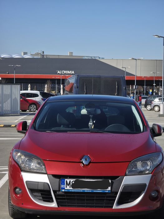 Vând Renault megane  3 / 1.5  D  /  2009 Euro  4