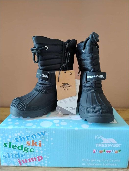 Trespass детски черни апрески