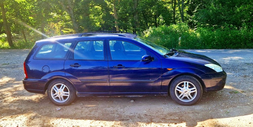 FORD Focus 2003 — imagine 2