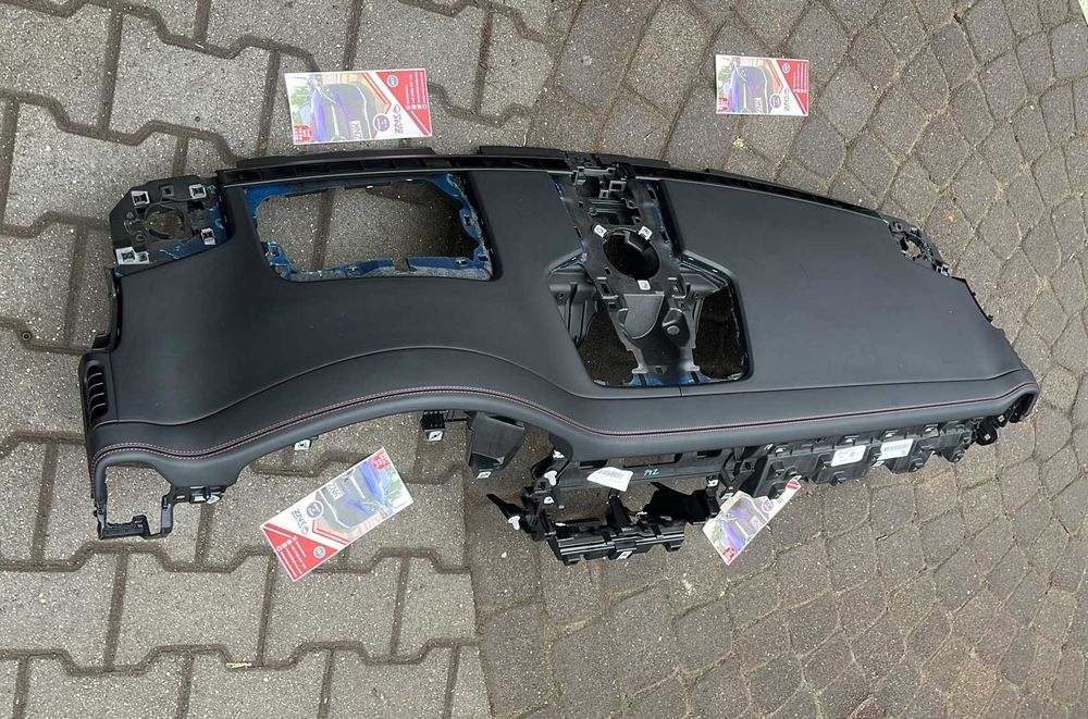 Porsche Cayenne 9Y - plansa bord HUD - cusatura rosie - kit airbag