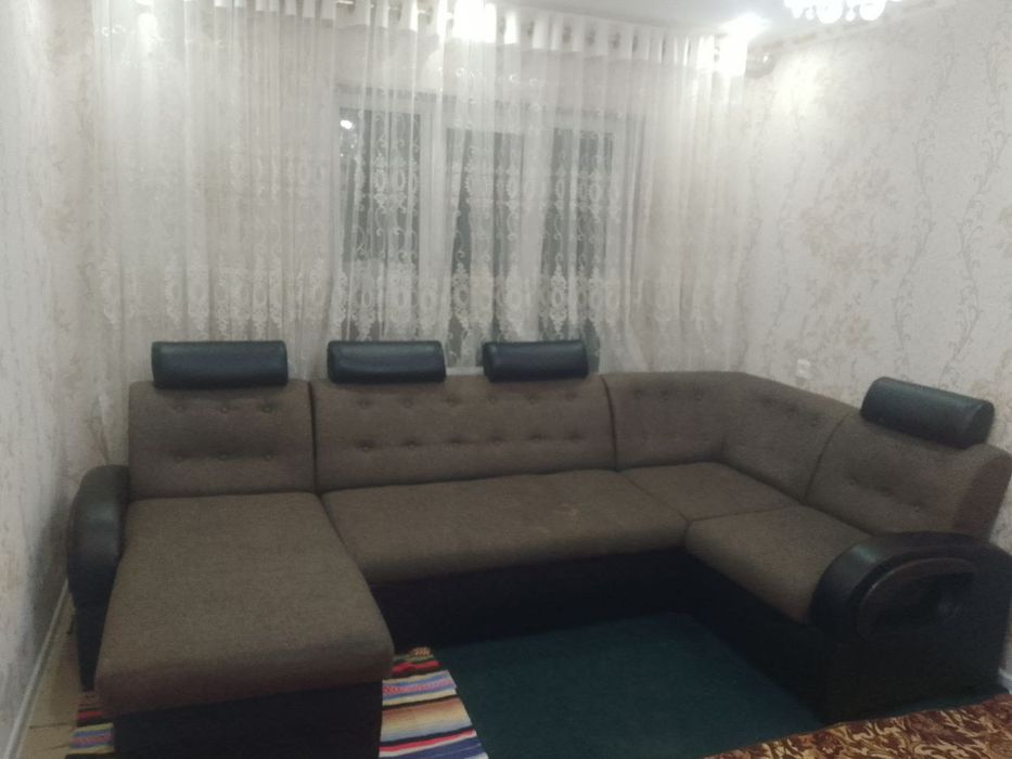 Диван сотилади холати яхши