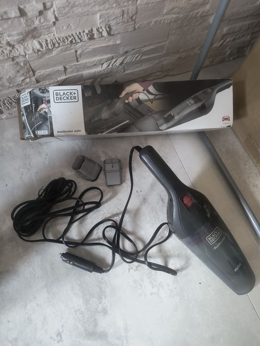 Aspirator de mașină