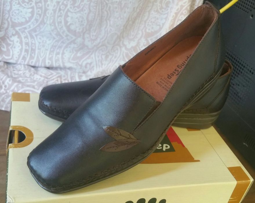 Лоферы из натуральной кожи (Туфли) бренда SPRING STEP- Португалия