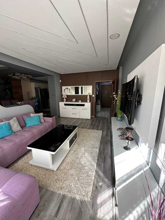 Дава се под наем Тристаен апартамент в София, Лозенец - 100 кв.м за 1000 € - Снимка #4